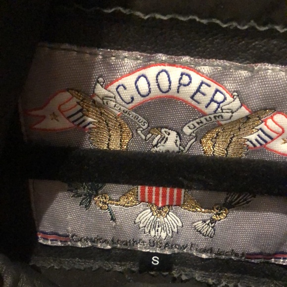 Vintage Cooper black leather jacket. four pockets in front full length zipper - Picture 2 of 15